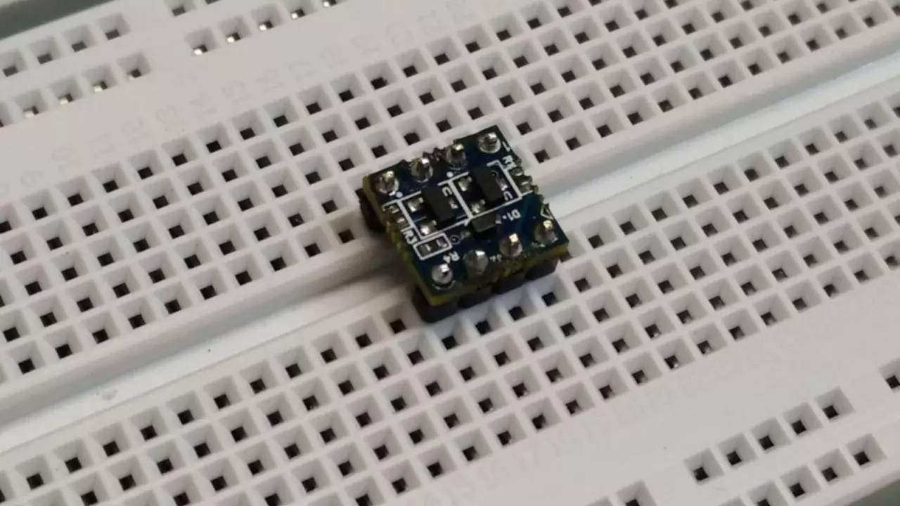 Figure 2: Stephen’s discrete DIP-8 package opamp