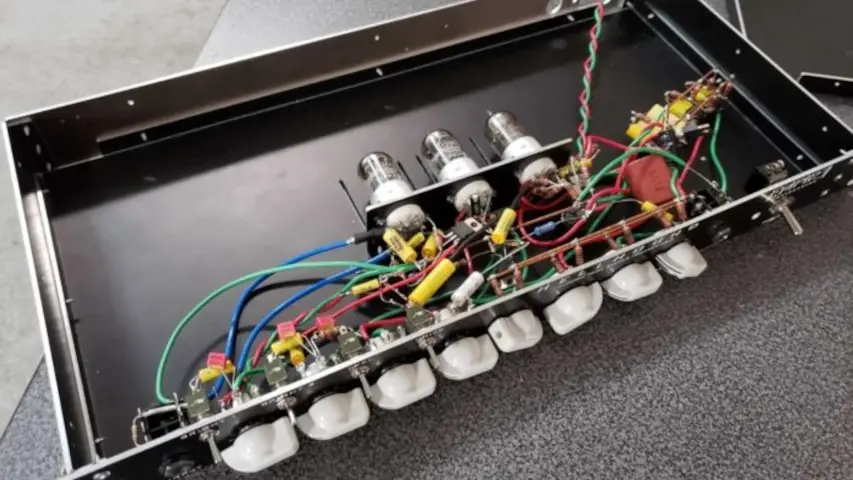 Inside the Stephen’s and Roz’s high voltage preamp.