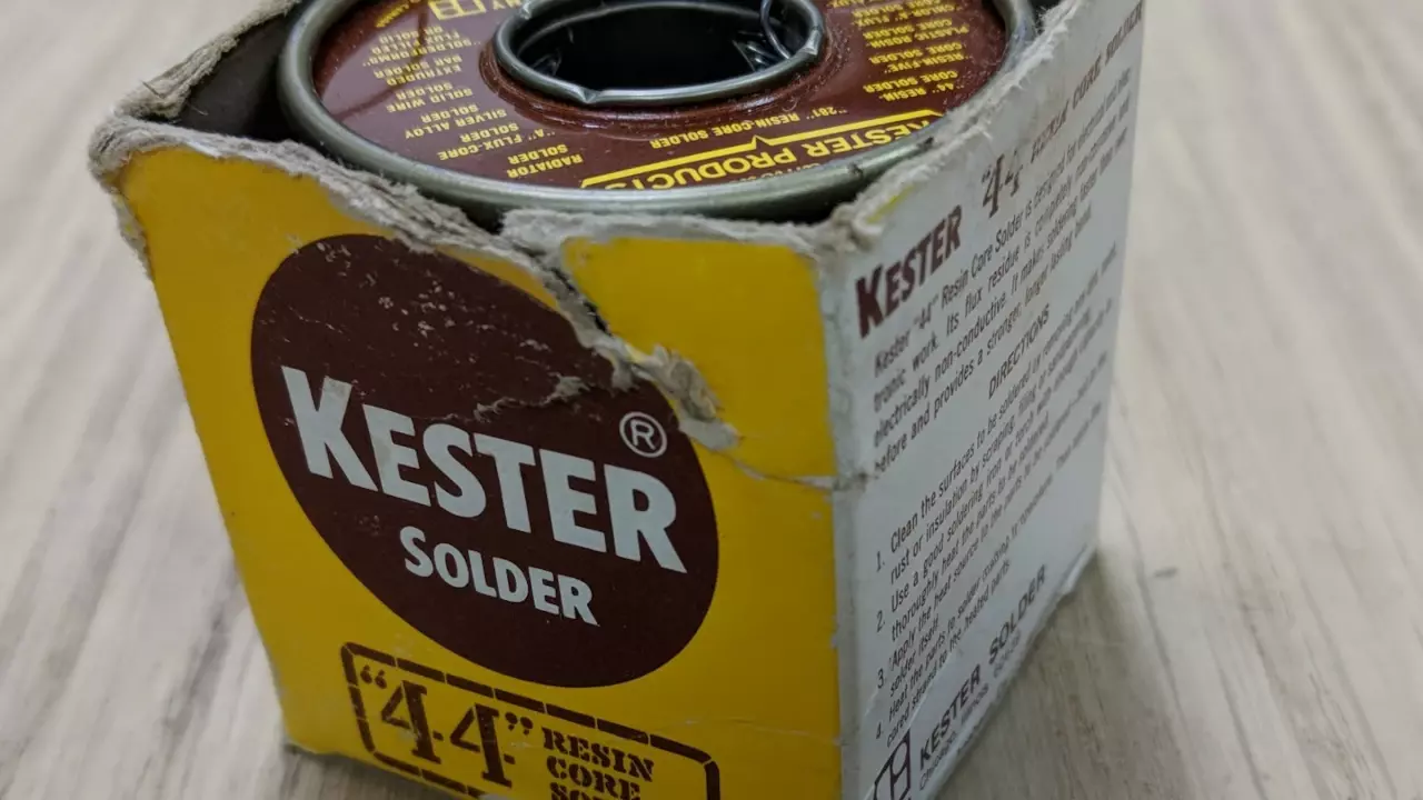 Figure 2: Old Kester 44 solder that Parker has 20lbs of. Set for life.
