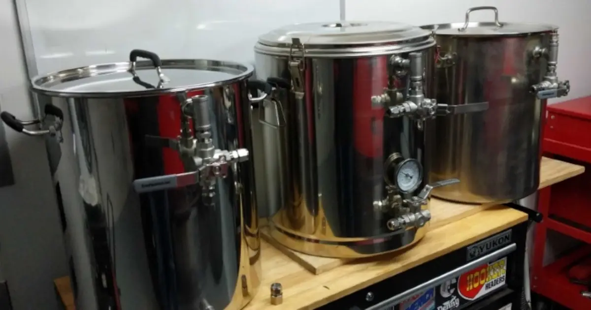 The Analog State of Amazon Brand Names